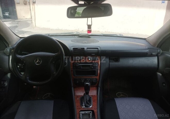 Mercedes C 220 2003, 675,000 km - 2.2 l - Bakı