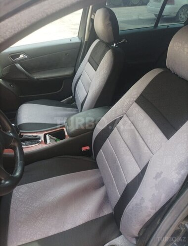Mercedes C 220 2003, 675,000 km - 2.2 l - Bakı