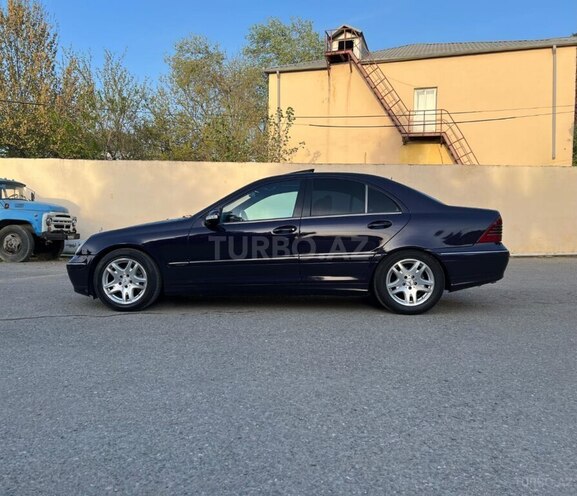 Mercedes C 220 2000, 334,337 km - 2.2 л - Şirvan