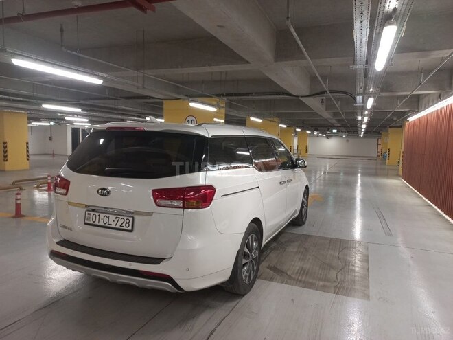 Kia Carnival 2015, 103,120 km - 2.2 l - Gəncə