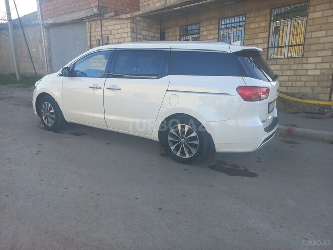 Kia Carnival 2015, 103,120 km - 2.2 l - Gəncə