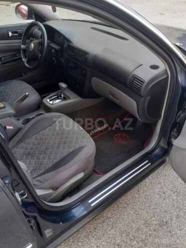 Volkswagen Passat 2002, 220,000 km - 1.8 л - Bakı