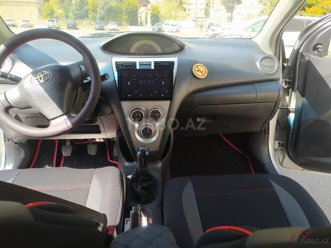 Toyota Yaris 2007, 415,000 km - 1.3 l - Bakı
