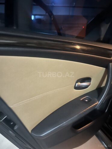 BMW 530 2009, 320,000 km - 3.0 l - Bakı