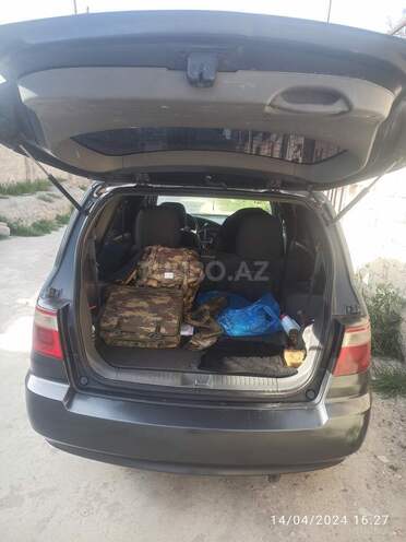 Kia Carens 2004, 316,000 km - 2.0 l - Bakı