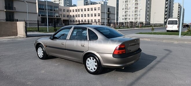 Opel Vectra 1996, 374,671 km - 1.8 l - Bakı