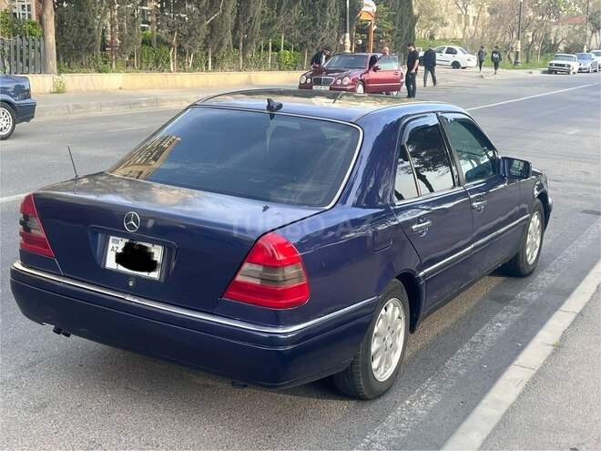 Mercedes C 220 1995, 421,300 km - 2.2 l - Bakı