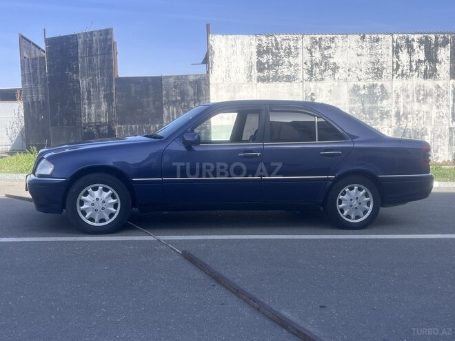 Mercedes C 220 1995, 421,300 km - 2.2 l - Bakı