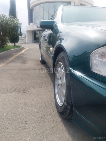 Mercedes C 200 1997, 189,067 km - 2.0 l - Tovuz