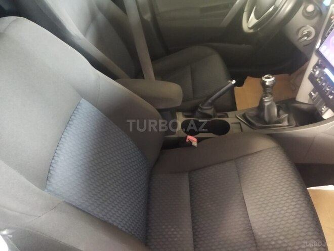 Toyota Auris 2015, 162,346 km - 1.4 l - Bakı