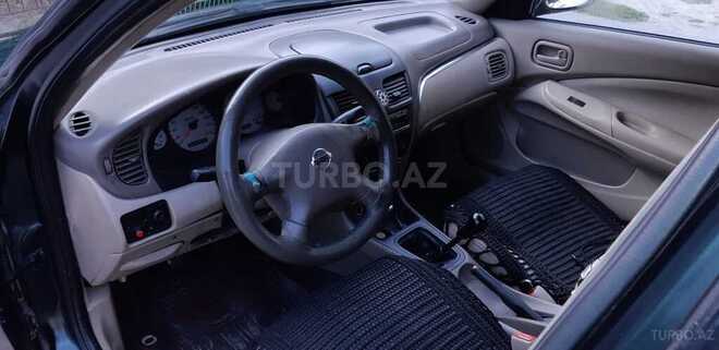 Nissan Sunny 2005, 200,000 km - 1.3 l - Bakı