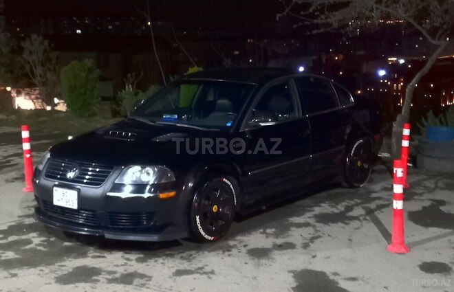 Volkswagen Passat 2004, 300,000 km - 1.8 l - Bakı