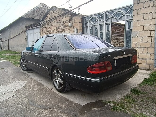 Mercedes E 220 1999, 490,000 km - 2.2 l - Mingəçevir