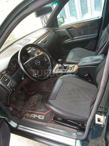 Mercedes E 220 1999, 490,000 km - 2.2 l - Mingəçevir