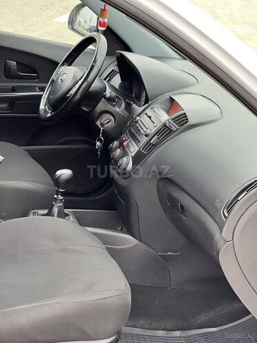 Kia Ceed 2009, 236,500 km - 1.6 л - Bakı
