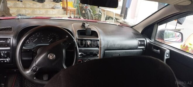 Opel Astra 1998, 123,456 km - 1.6 l - Şəki