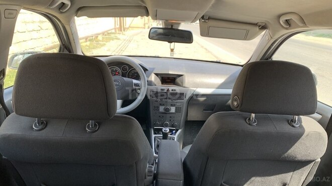 Opel Astra 2006, 295,000 km - 1.3 l - Bakı
