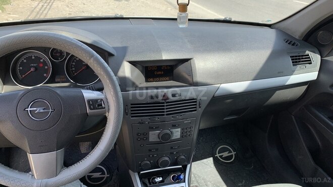 Opel Astra 2006, 295,000 km - 1.3 l - Bakı