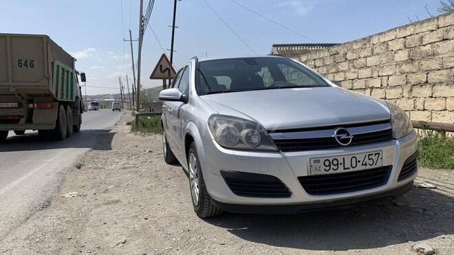 Opel Astra 2006, 295,000 km - 1.3 l - Bakı