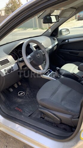 Opel Astra 2006, 295,000 km - 1.3 l - Bakı
