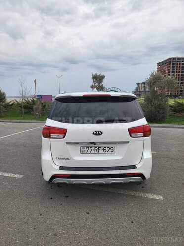 Kia Carnival 2016, 225,000 km - 2.2 l - Bakı
