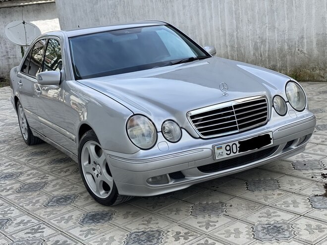 Mercedes E 270 2000, 325,252 km - 2.7 l - Astara