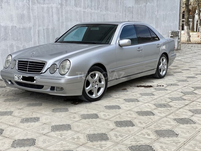 Mercedes E 270 2000, 325,252 km - 2.7 l - Astara