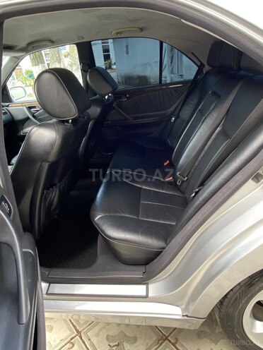 Mercedes E 270 2000, 325,252 km - 2.7 l - Astara