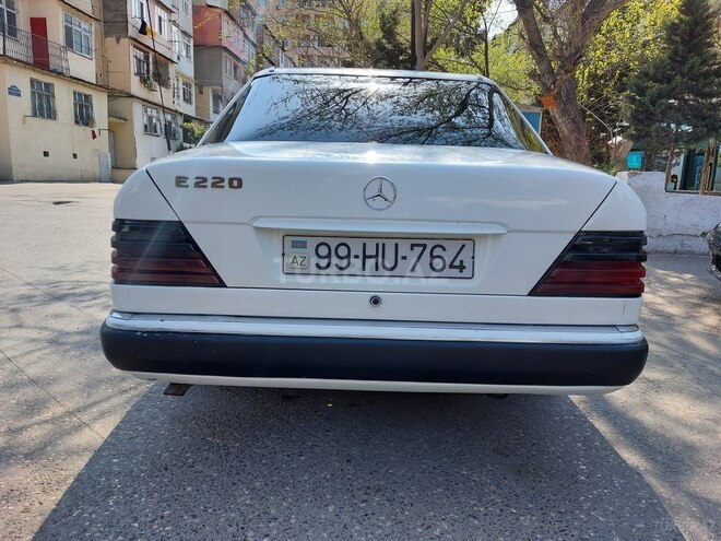 Mercedes E 220 1993, 450,000 km - 2.2 л - Bakı