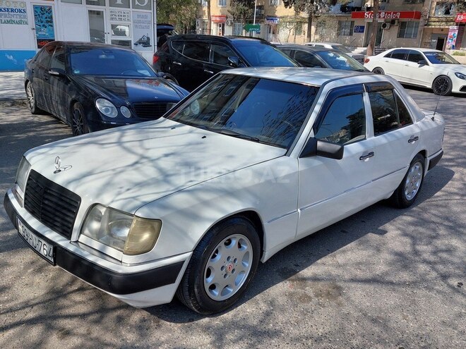 Mercedes E 220 1993, 450,000 km - 2.2 л - Bakı
