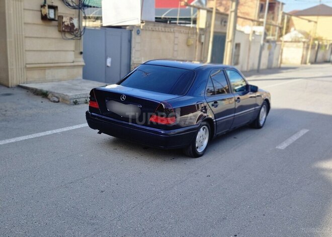 Mercedes C 180 1995, 317,000 km - 1.8 l - Bakı