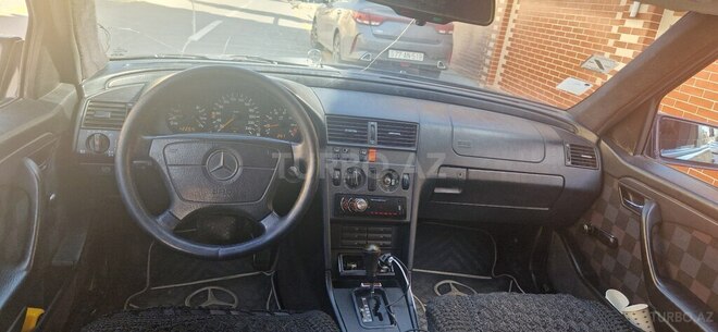 Mercedes C 180 1995, 317,000 km - 1.8 l - Bakı