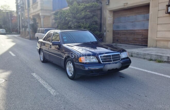 Mercedes C 180 1995, 317,000 km - 1.8 l - Bakı