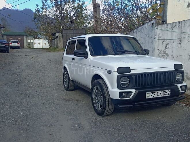 LADA (VAZ) Niva 2010, 324,543 km - 1.7 л - Qəbələ