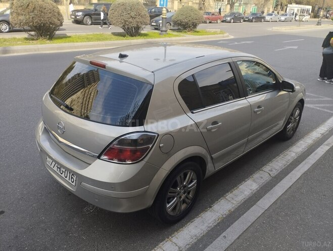 Opel Astra 2009, 267,466 km - 1.3 l - Bakı