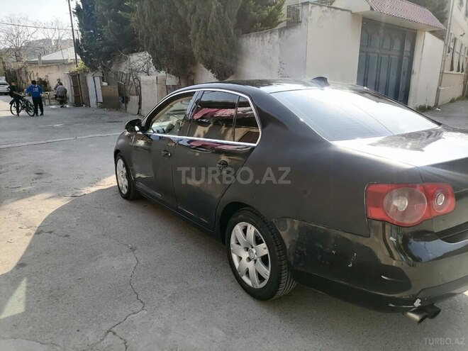 Volkswagen Jetta 2005, 266,771 km - 1.8 l - Bakı