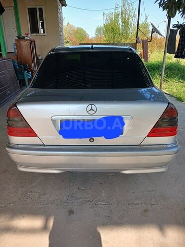 Mercedes C 240 1999, 260,000 km - 2.4 l - Sabirabad