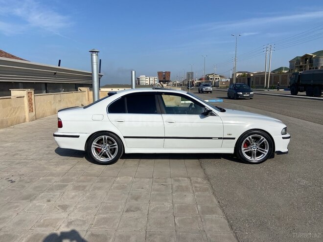 BMW 528 1999, 380,000 km - 2.8 л - Sumqayıt