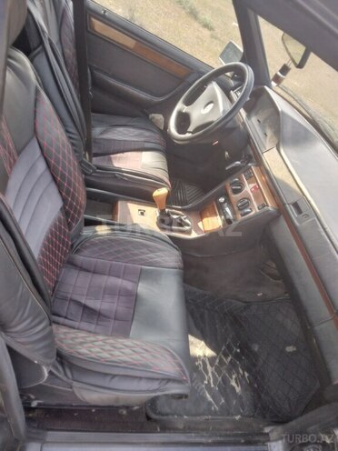 Mercedes E 250 1992, 680,000 km - 2.5 л - Bakı