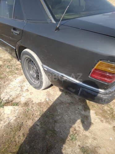 Mercedes E 250 1992, 680,000 km - 2.5 л - Bakı
