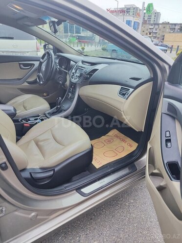 Hyundai Elantra 2014, 195,669 km - 1.8 l - Bakı