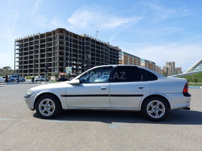 Opel Vectra 1998, 350,000 km - 1.8 л - Sumqayıt