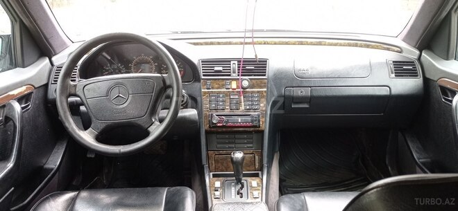Mercedes C 220 1995, 181,211 km - 2.2 l - Sumqayıt