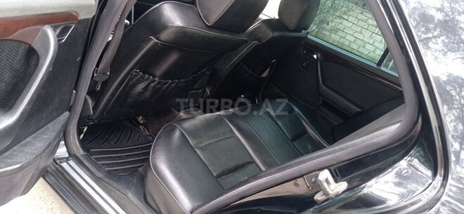 Mercedes C 220 1995, 181,211 km - 2.2 l - Sumqayıt