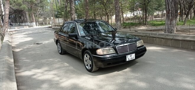 Mercedes C 220 1995, 181,211 km - 2.2 l - Sumqayıt