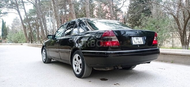 Mercedes C 220 1995, 181,211 km - 2.2 l - Sumqayıt