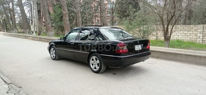 Mercedes C 220 1995, 181,211 km - 2.2 l - Sumqayıt