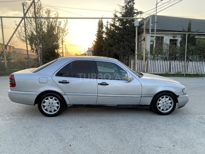 Mercedes C 200 1995, 231,000 km - 2.0 l - Bakı