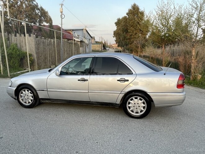 Mercedes C 200 1995, 231,000 km - 2.0 l - Bakı