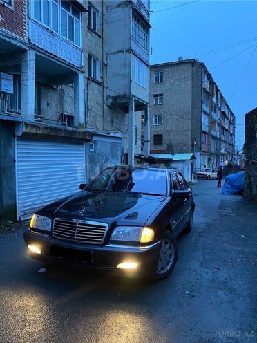 Mercedes C 230 2000, 262,226 km - 2.3 л - Şəki